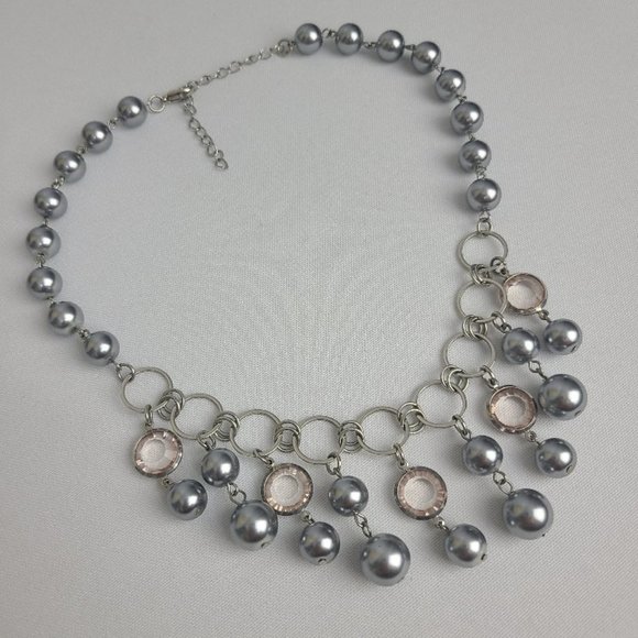 Silver Faux Pearl Bezel Chandelier Statement necklace - Picture 2 of 8